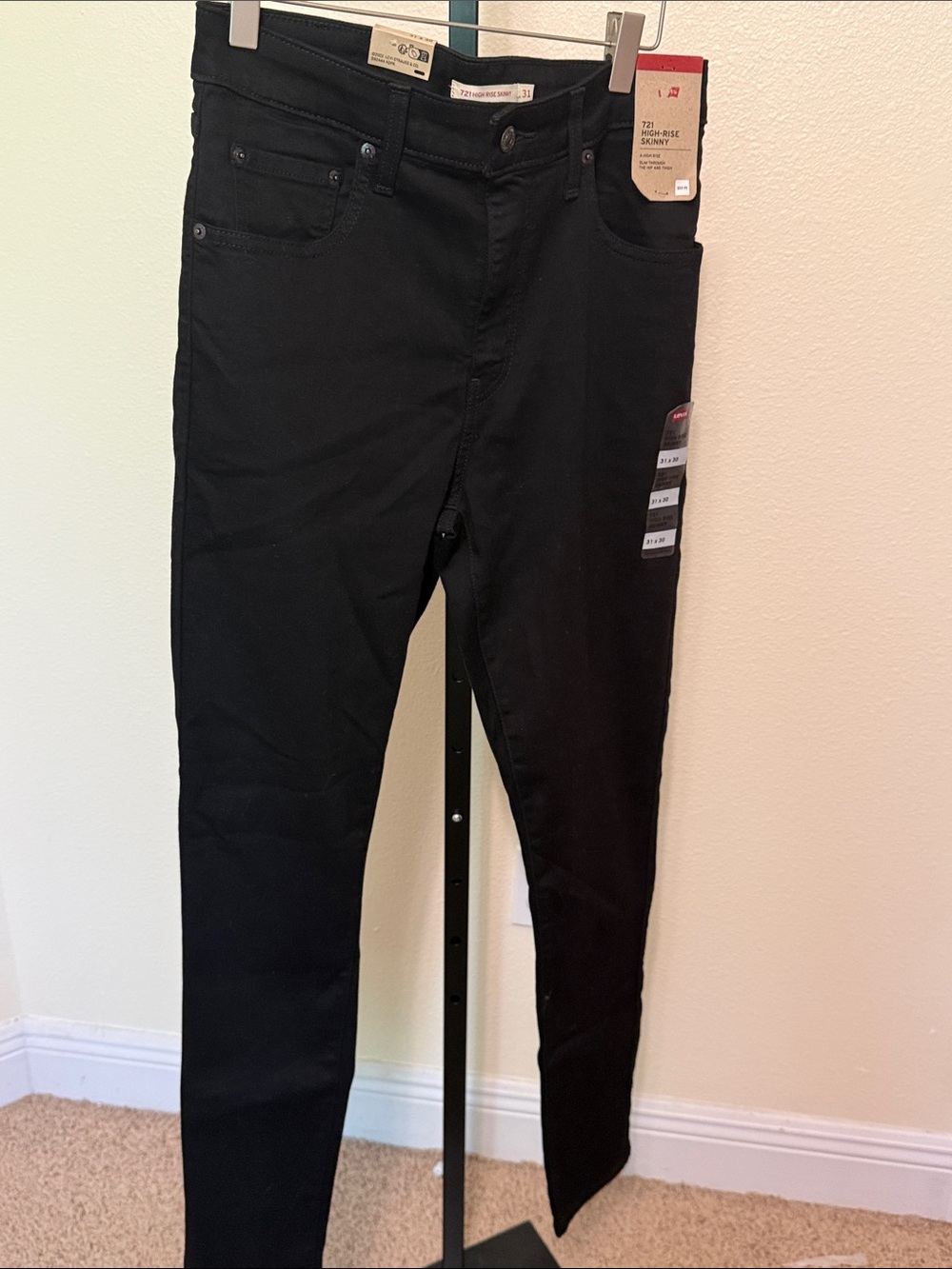 Levis Black Slim Fit Jeans
